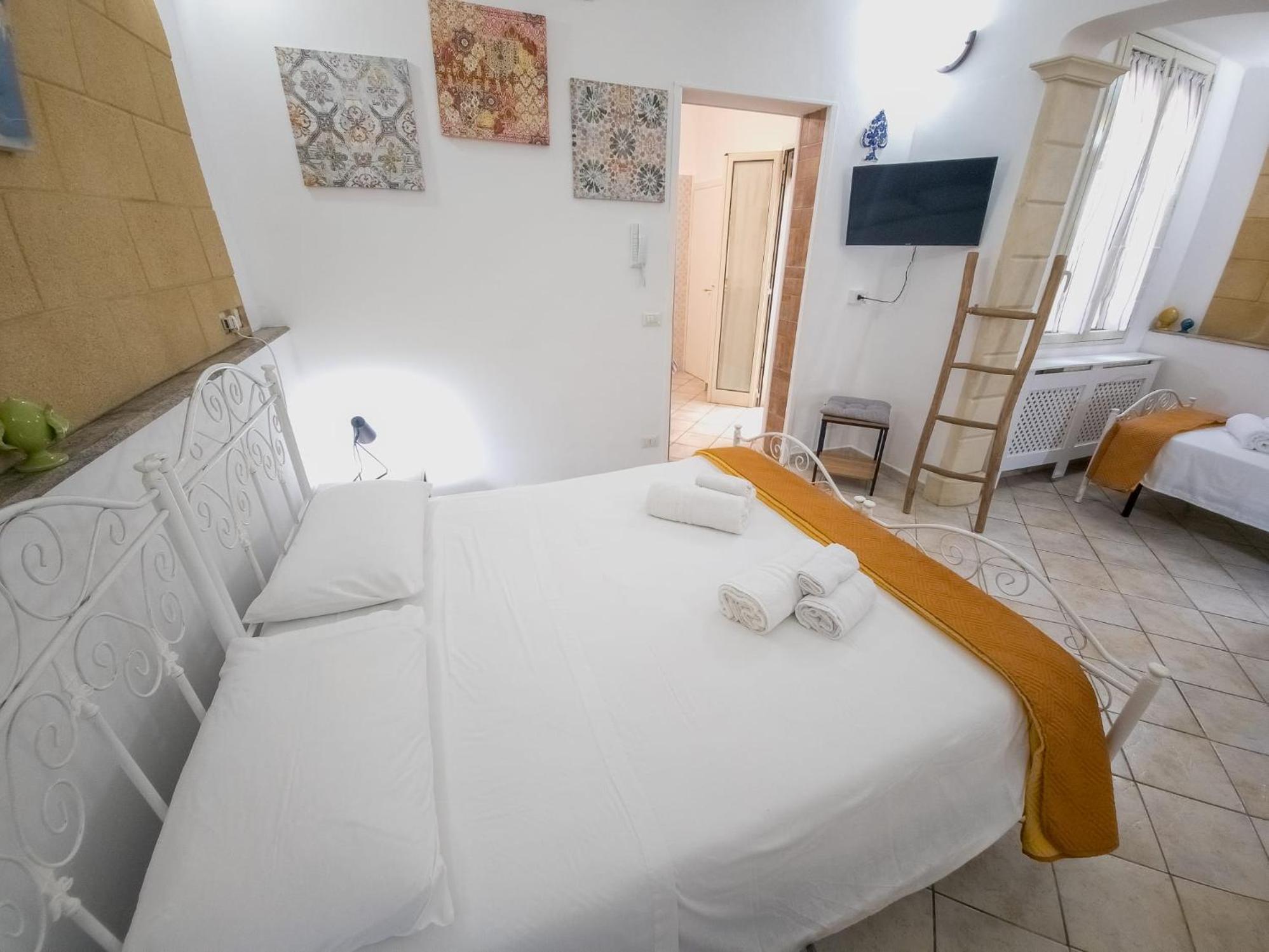 La Dimora Del Pumo Lägenhet Lecce Exteriör bild